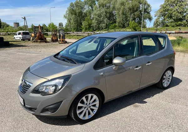 wielkopolskie Opel Meriva cena 25950 przebieg: 146000, rok produkcji 2012 z Konin